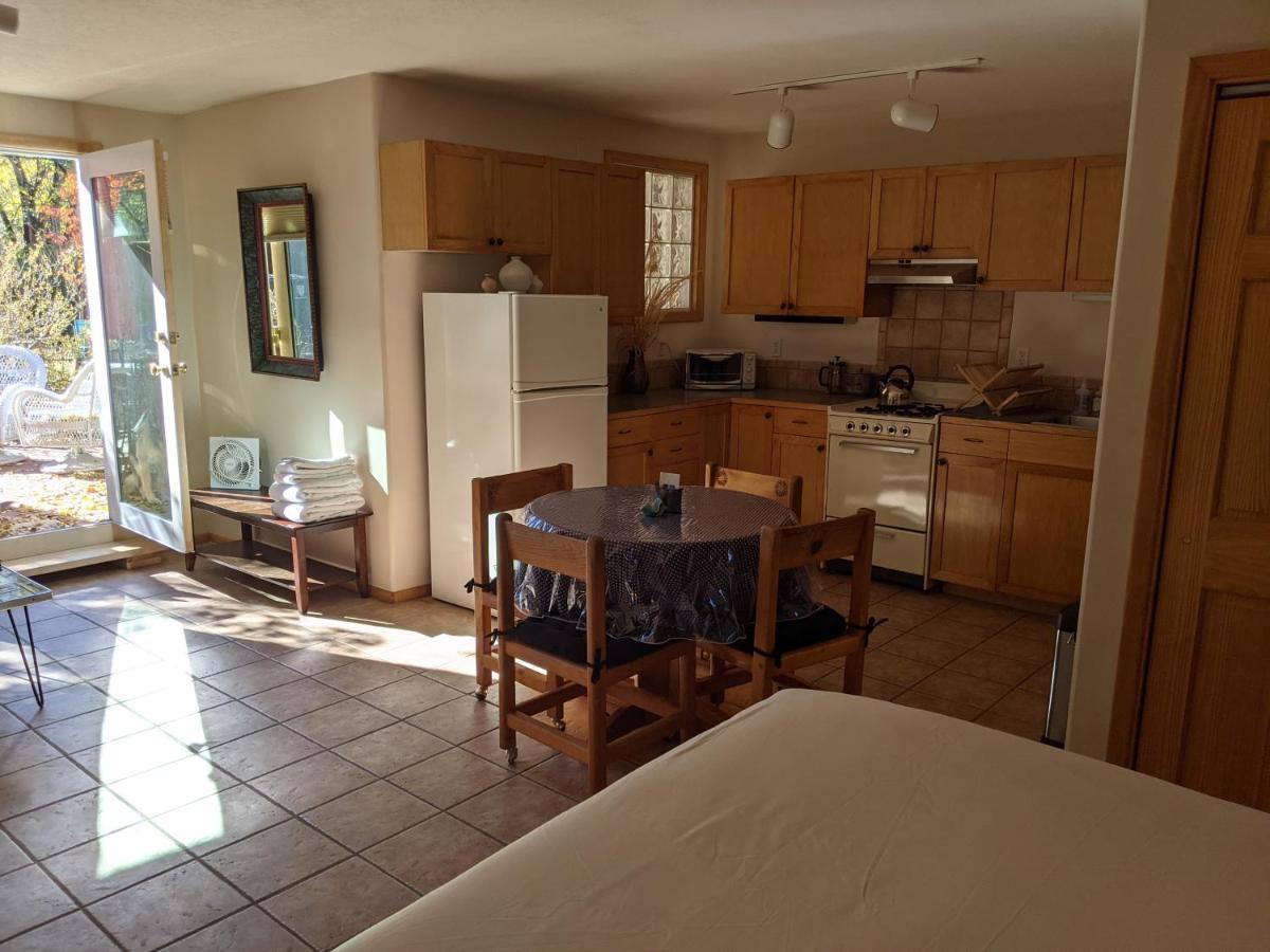 Studio Apartment 15 Minute Walk To Plaza Santa Fe Buitenkant foto